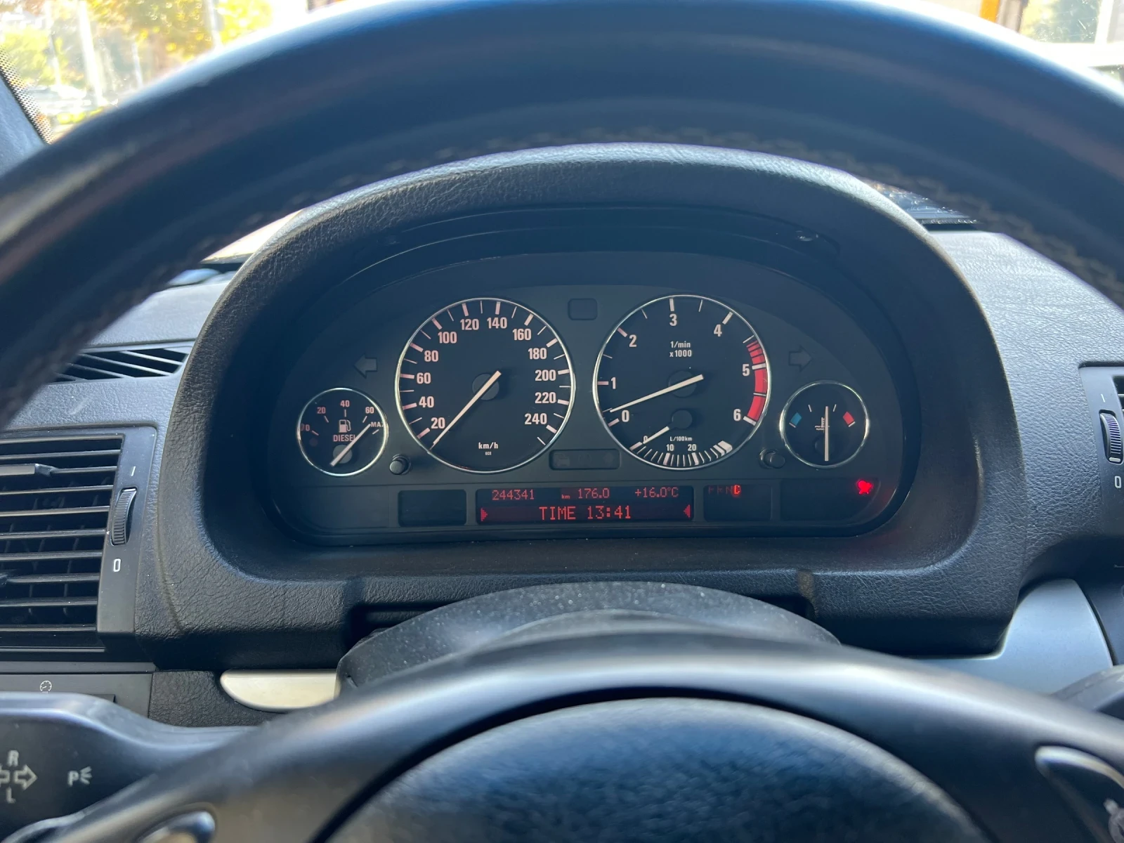 BMW X5  - изображение 10