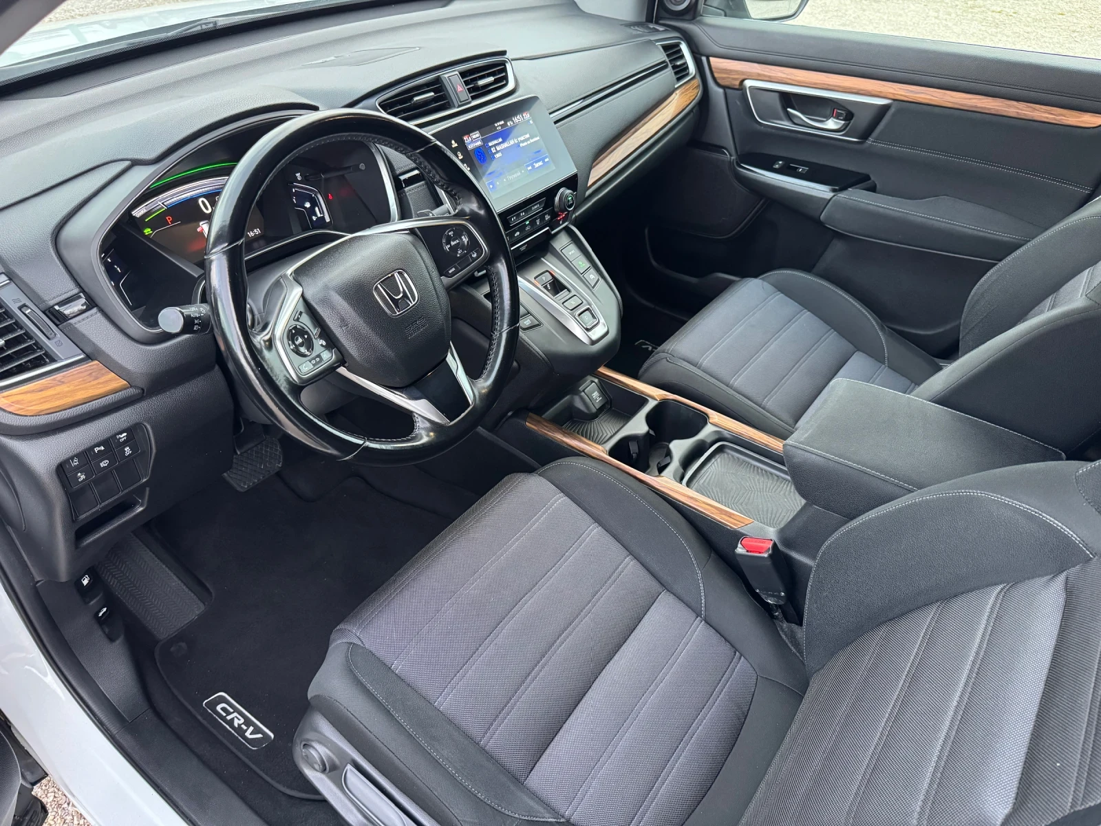 Honda Cr-v 138156км, 2.0-Hybrid, 12.2019г, Камера, Keyless  - изображение 8