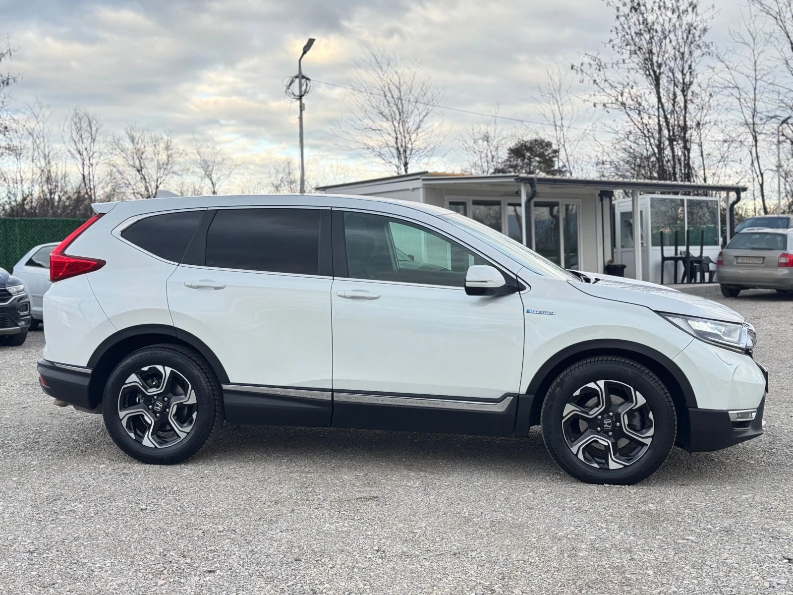 Honda Cr-v 138156км, 2.0-Hybrid, 12.2019г, Камера, Keyless  - изображение 5