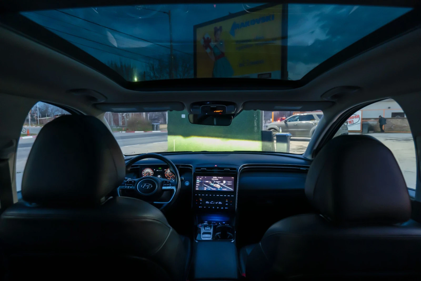 Hyundai Tucson 2.5 LIMITED* 4x4* 360 Camera* Full Full Екстри* , снимка 4 - Автомобили и джипове - 53595146