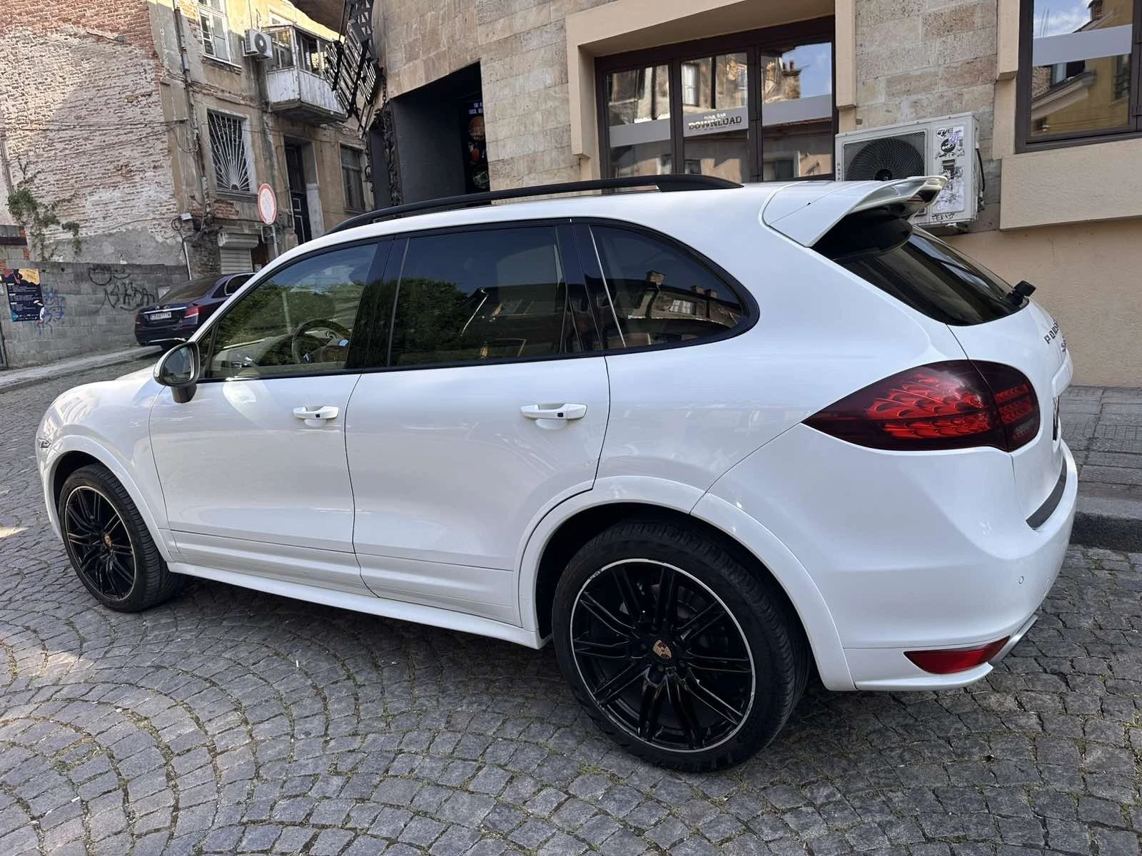 Porsche Cayenne 4.2S Панорама , снимка 9 - Автомобили и джипове - 53905097
