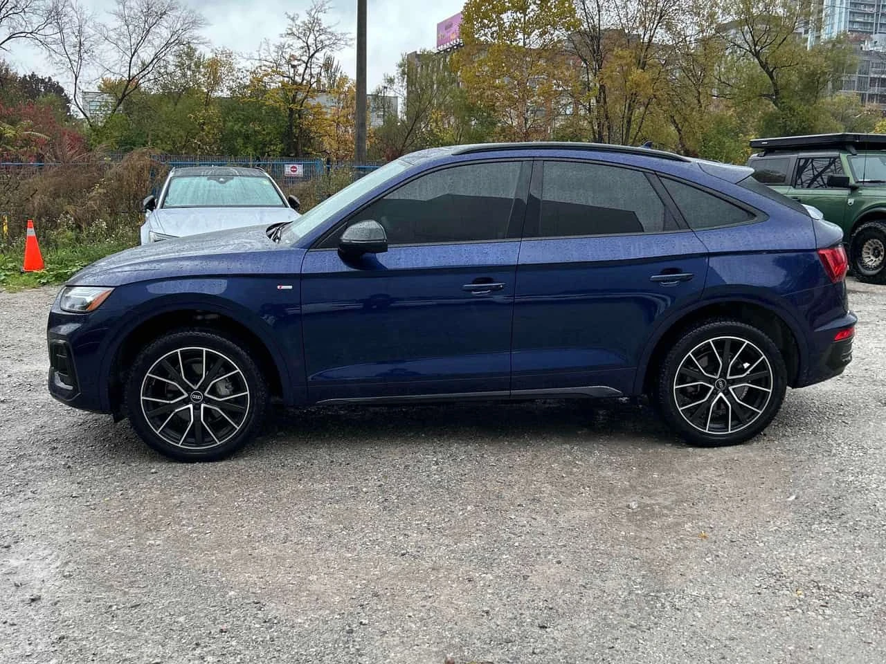 Audi Q5 Progressiv/CARFAX/PANO/360/ДИСТРОНИК/ОТ AUDI, снимка 3 - Автомобили и джипове - 53980966