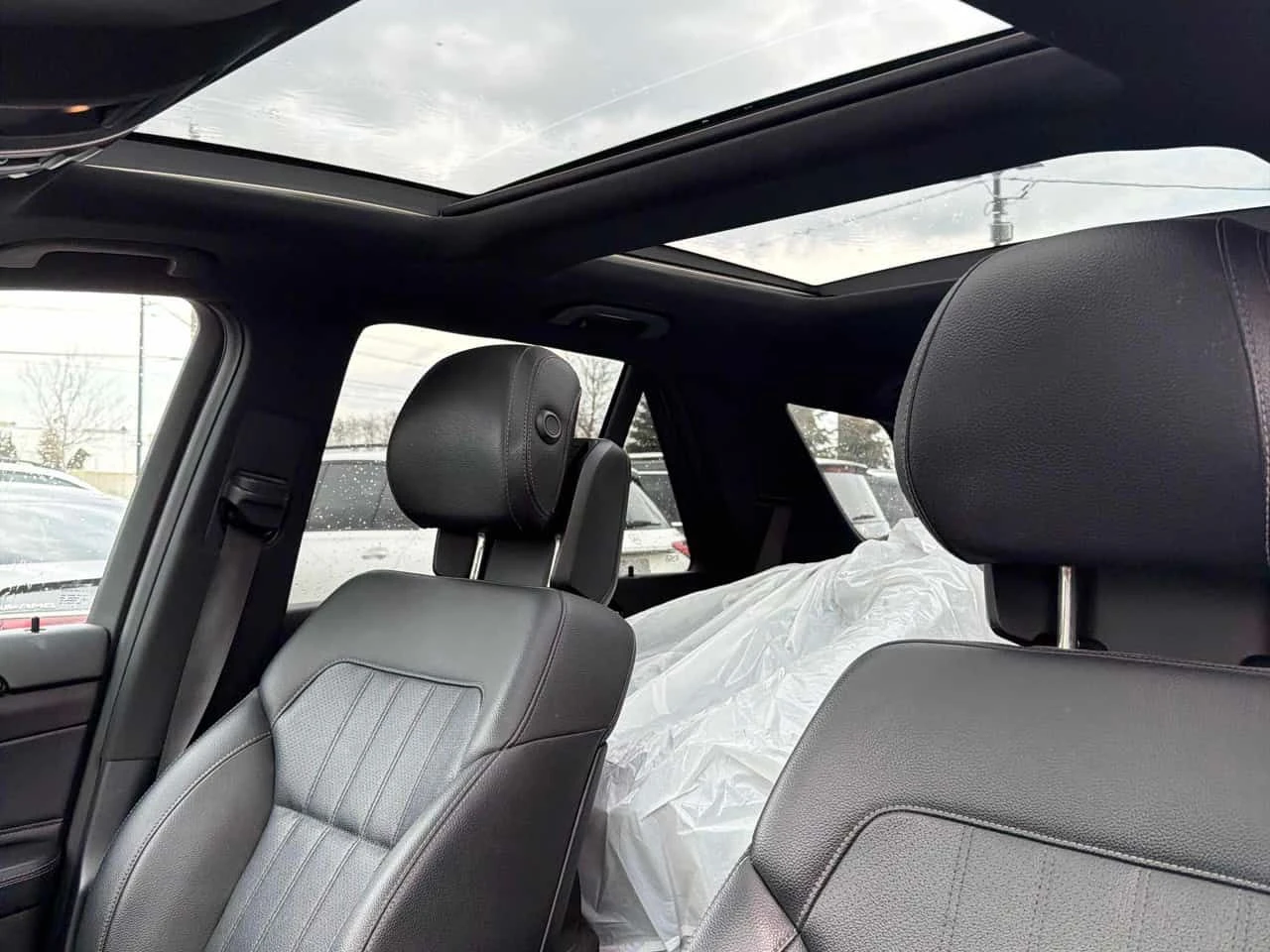 Mercedes-Benz GLE 350 350d/CARFAX/360 КАМЕРА/ПОДГРЕВ/ПАМЕТ/ПАНО/+ ГУМИ, снимка 10 - Автомобили и джипове - 53990742