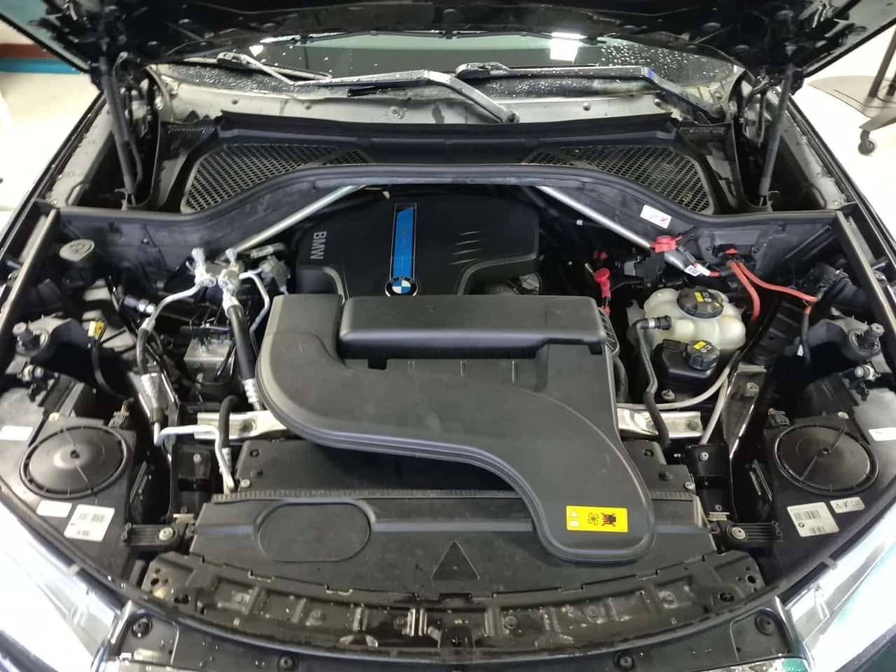 BMW X5 * XDRIVE40E * KEYLESS * PANO * ОБДУХВАНЕ  * , снимка 17 - Автомобили и джипове - 54085226