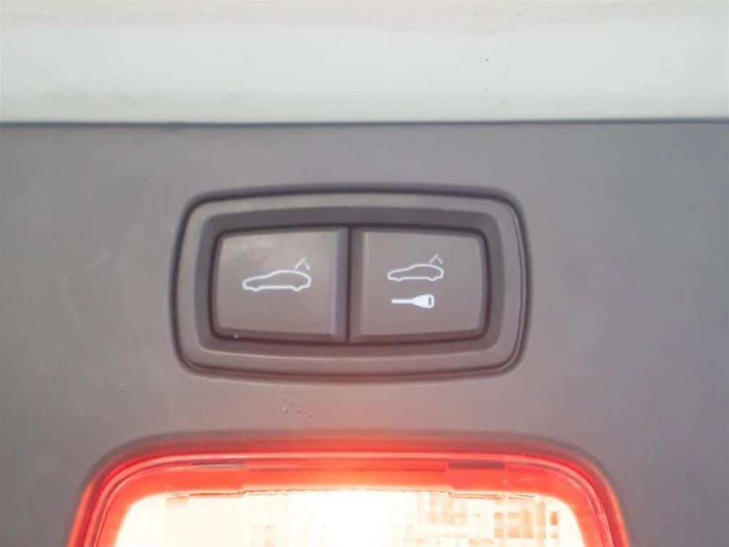 Porsche Cayenne GTS * 4x4* 440кс * АвтоКредит* (ЦЕНА ДО БГ), снимка 10 - Автомобили и джипове - 54128526