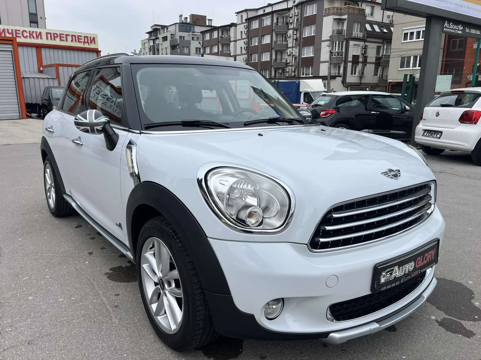 Mini Countryman 2.0 DISEL, снимка 3 - Автомобили и джипове - 54205555