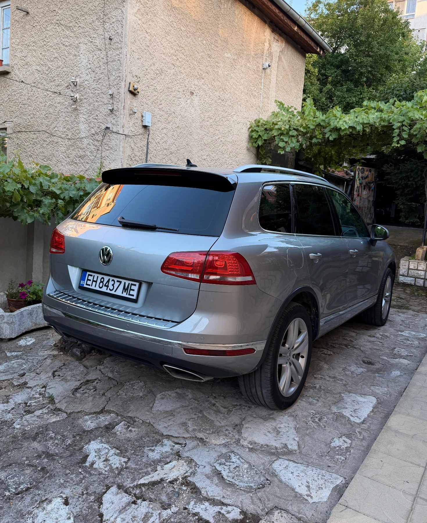 VW Touareg, снимка 4 - Автомобили и джипове - 55198520