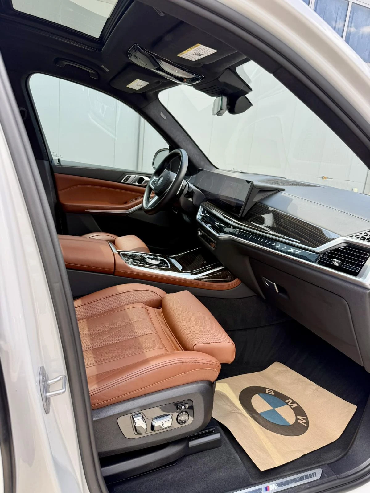 BMW X7 40i xDrive M Pro Package, снимка 11 - Автомобили и джипове - 55448057