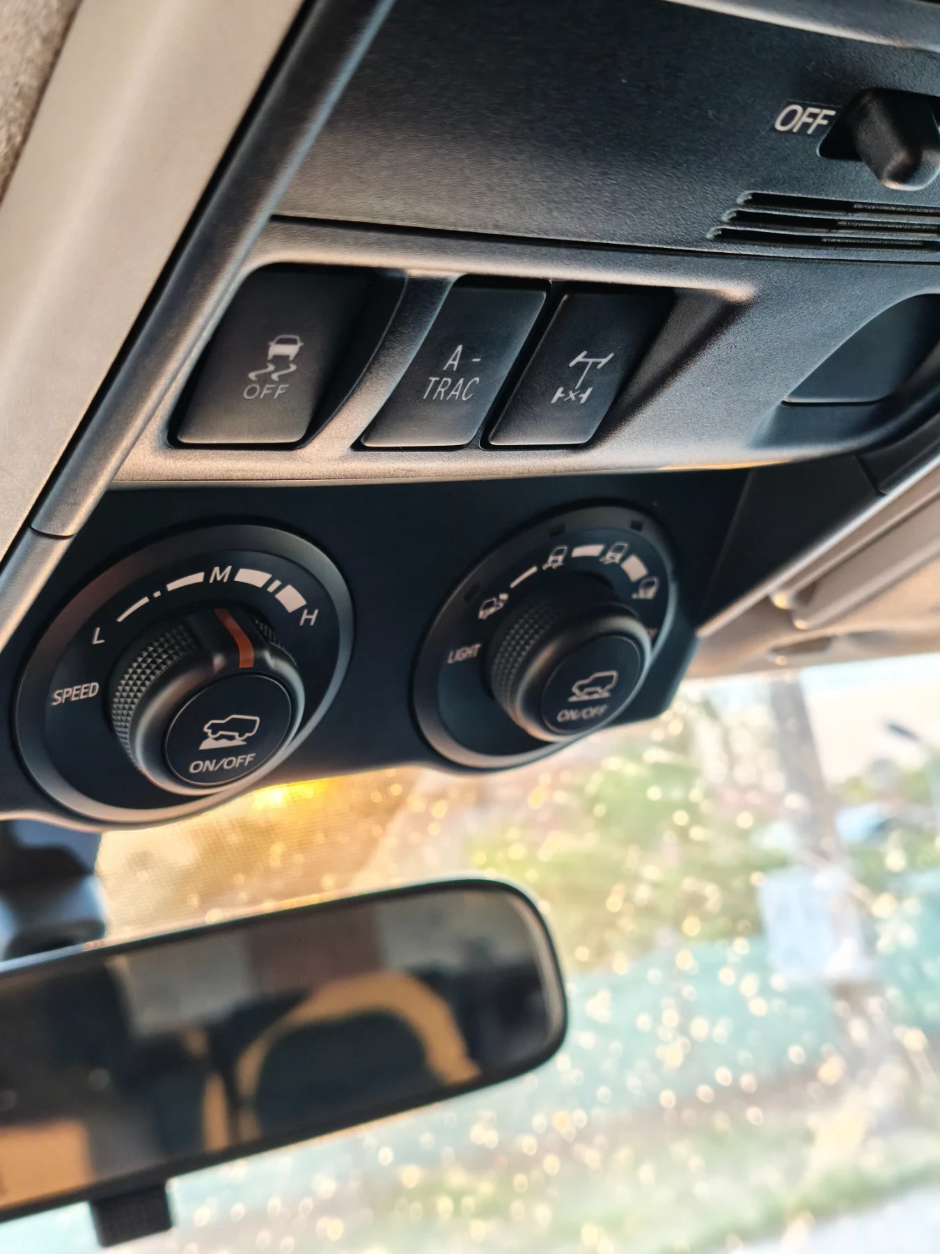 Toyota 4runner TRD Off-Road, снимка 12 - Автомобили и джипове - 55646337