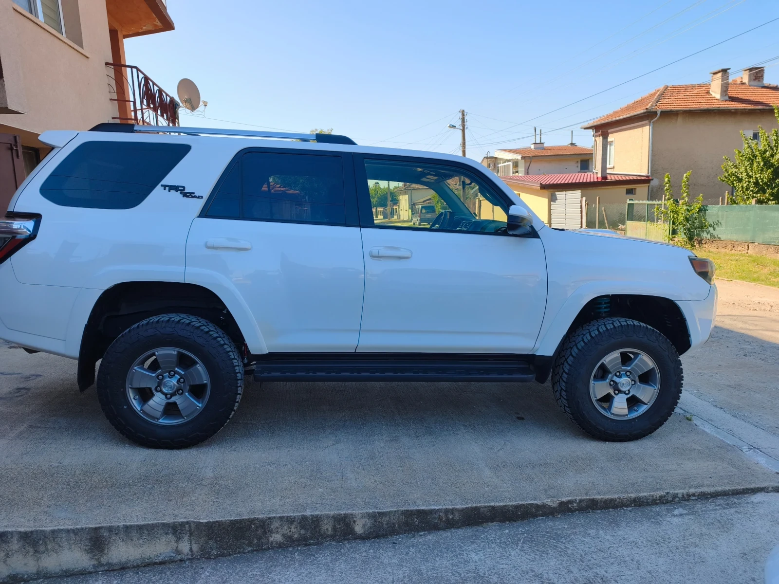 Toyota 4runner TRD Off-Road, снимка 8 - Автомобили и джипове - 55646337