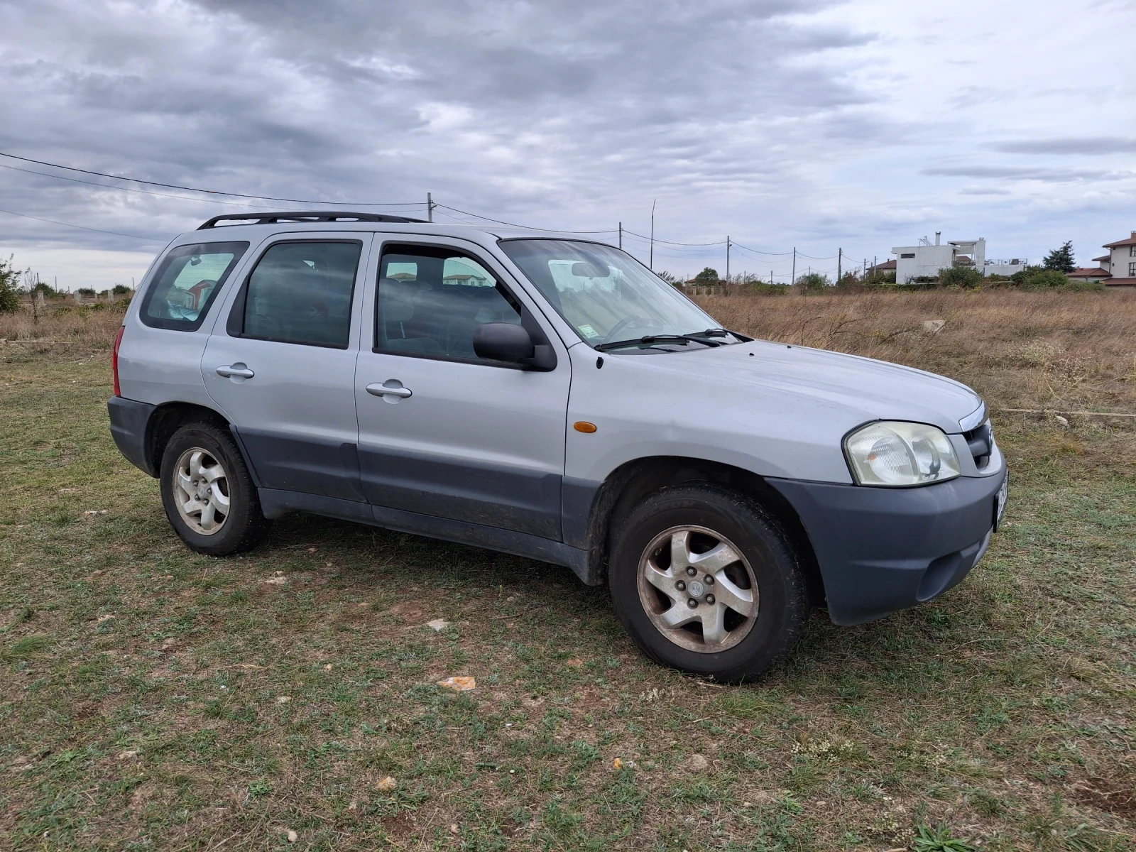 Mazda Tribute, снимка 2 - Автомобили и джипове - 56643384