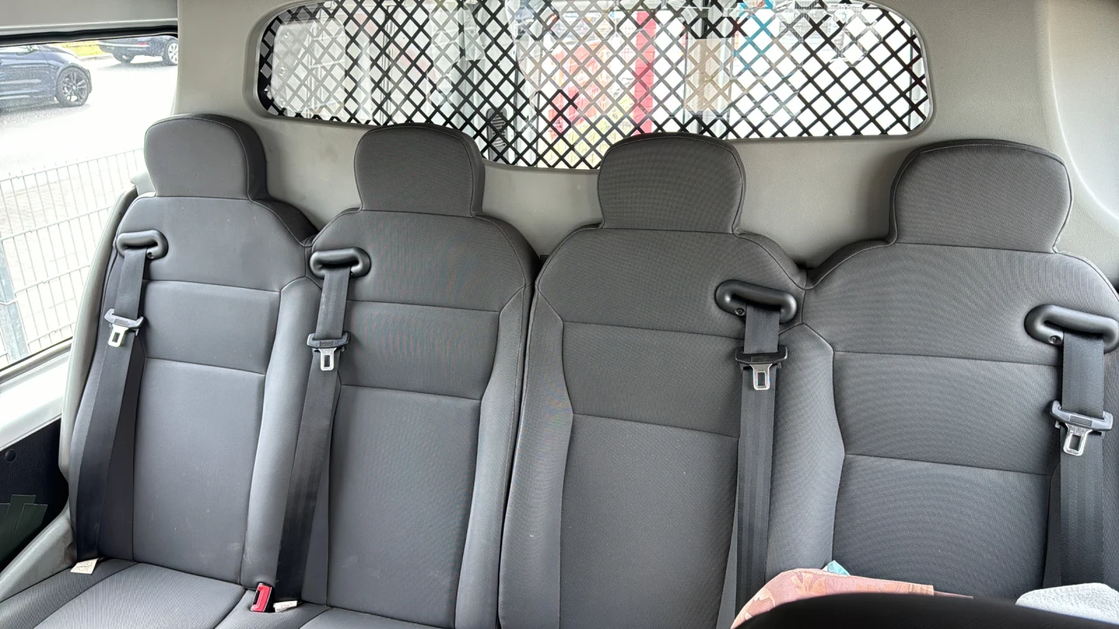 Nissan NV400 2.3 Дизел, снимка 9 - Бусове и автобуси - 56210411