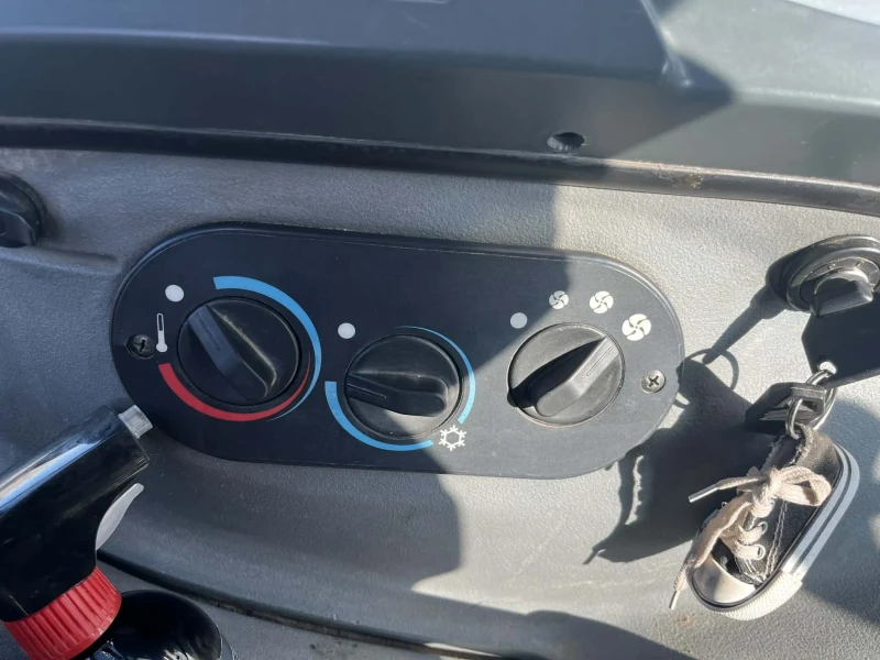 Багер New Holland B115B, снимка 12 - Индустриална техника - 53161586