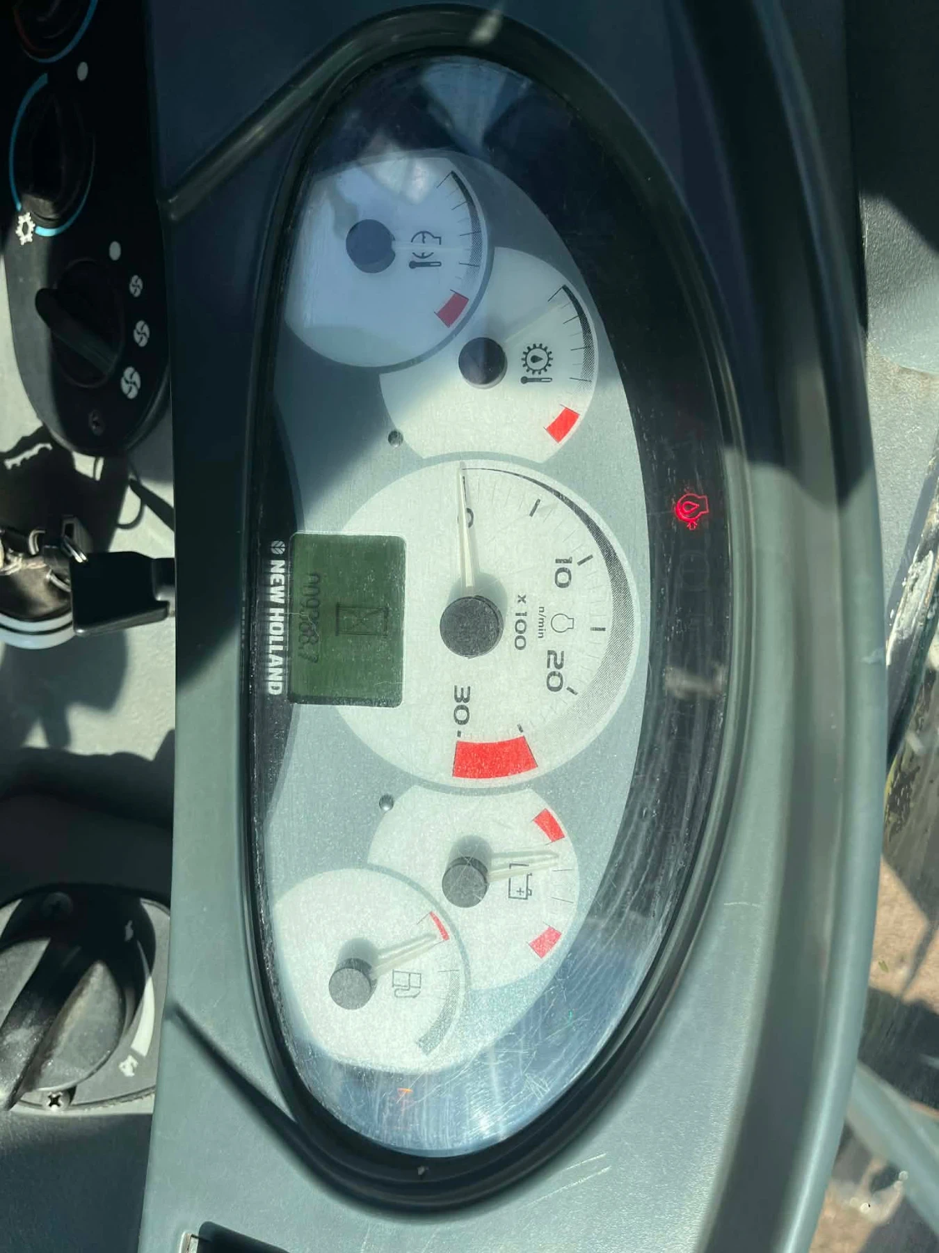 ����� New Holland B115B | Mobile.bg � ����������� 16