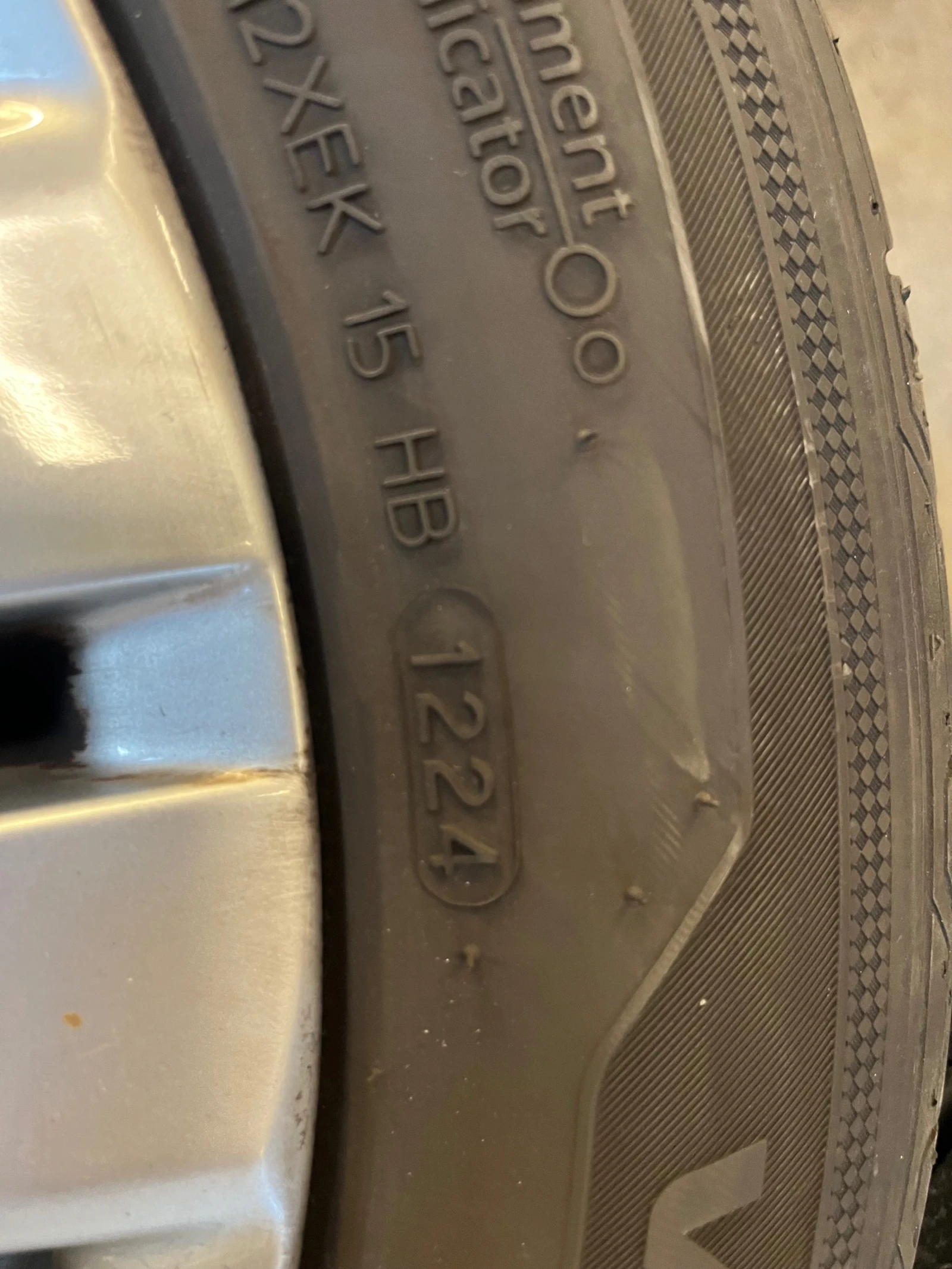 Гуми с джанти Hankook 215/55R16, снимка 9 - Гуми и джанти - 54401130