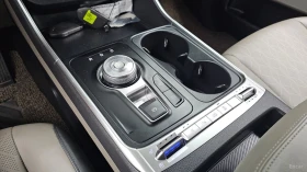 Kia Carnival 2.2d* PRESTIGE* КОЖА* ПОДГРЕВ* ОБДУХВАНЕ* КАМЕРА* , снимка 9