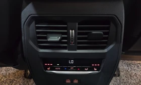 BMW 330 HYBRID* M* SPORT* HARMON* KARDON* ДИСТРОНИК* ХЕДЪП, снимка 16