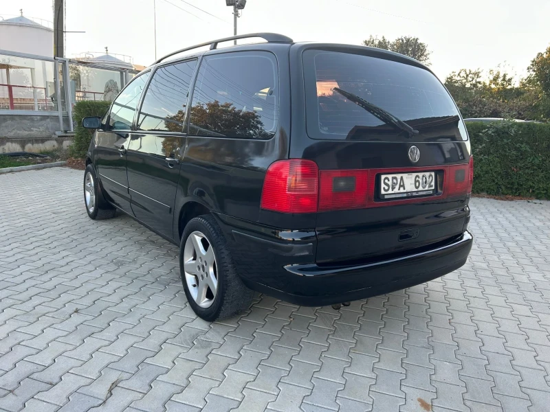 VW Sharan 7 Местен 1.8 турбо 150 коня, снимка 5 - Автомобили и джипове - 47438710