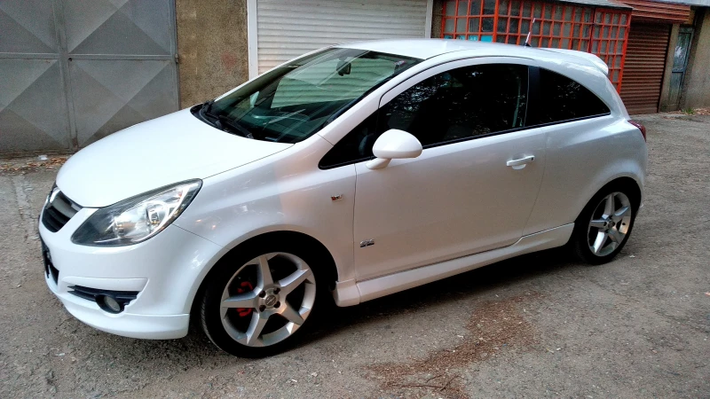 Opel Corsa OPC 1.4 Sport, снимка 5 - Автомобили и джипове - 47695523