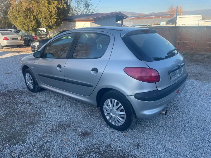 Peugeot 206 1.4i, снимка 6 - Автомобили и джипове - 47906634