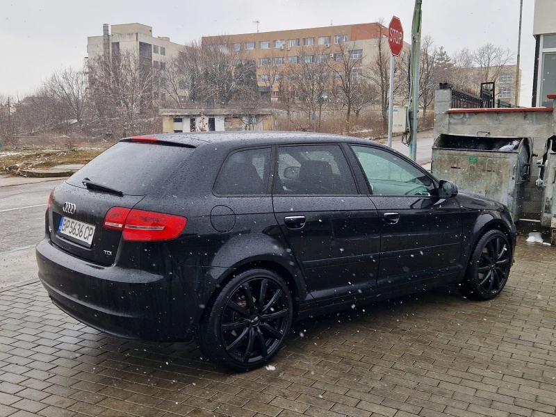 Audi A3 1.6TDI Sportback, снимка 2 - Автомобили и джипове - 49340673