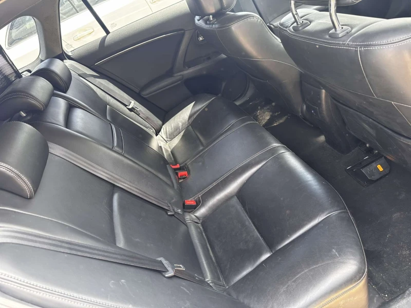 Toyota Avensis 2.0 D-4D (126 к.с.), снимка 12 - Автомобили и джипове - 52982341