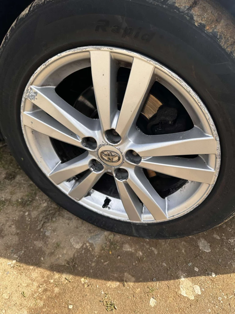 Toyota Avensis 2.0 D-4D (126 к.с.), снимка 10 - Автомобили и джипове - 52982341