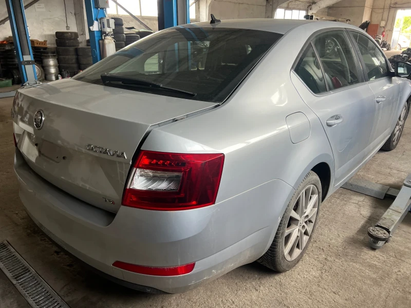 Skoda Octavia 1.4TSI CHP , снимка 3 - Автомобили и джипове - 50484130