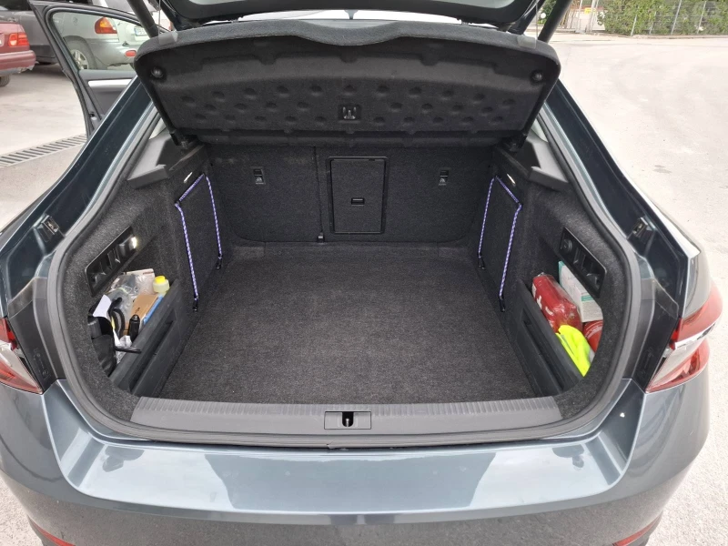 Skoda Superb, снимка 12 - Автомобили и джипове - 52561300