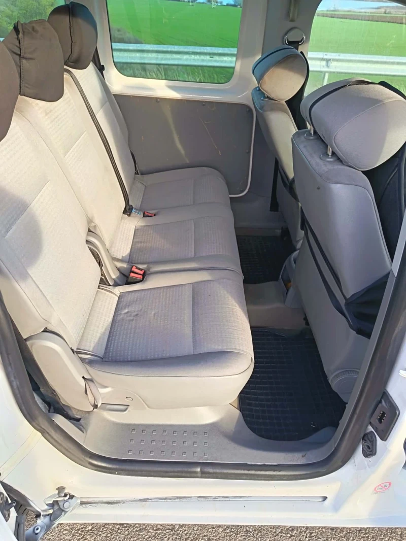 VW Caddy 1.9tdi , снимка 8 - Автомобили и джипове - 52750000