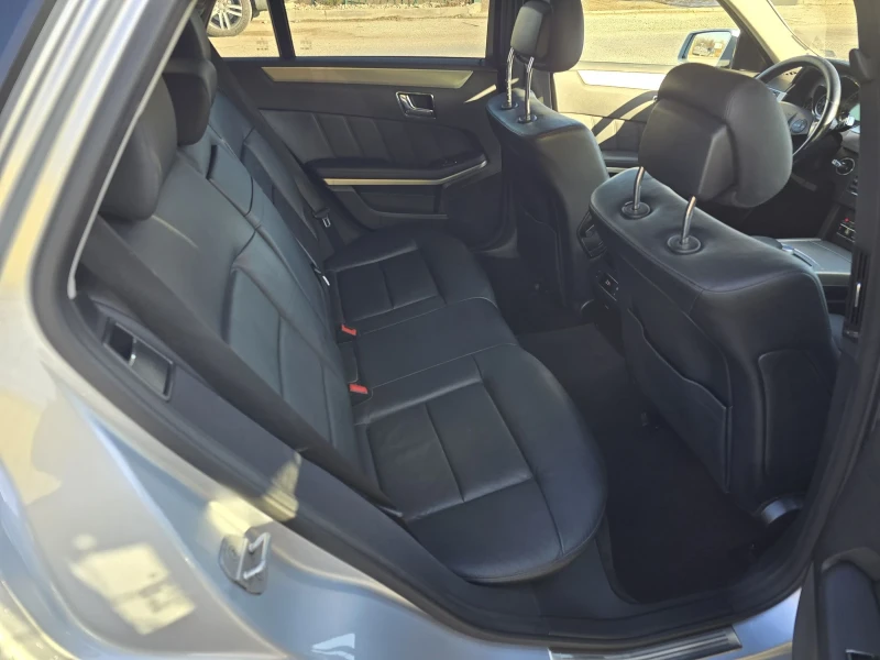 Mercedes-Benz E 350 AVANGARDE/4MATIC, снимка 11 - Автомобили и джипове - 53165605