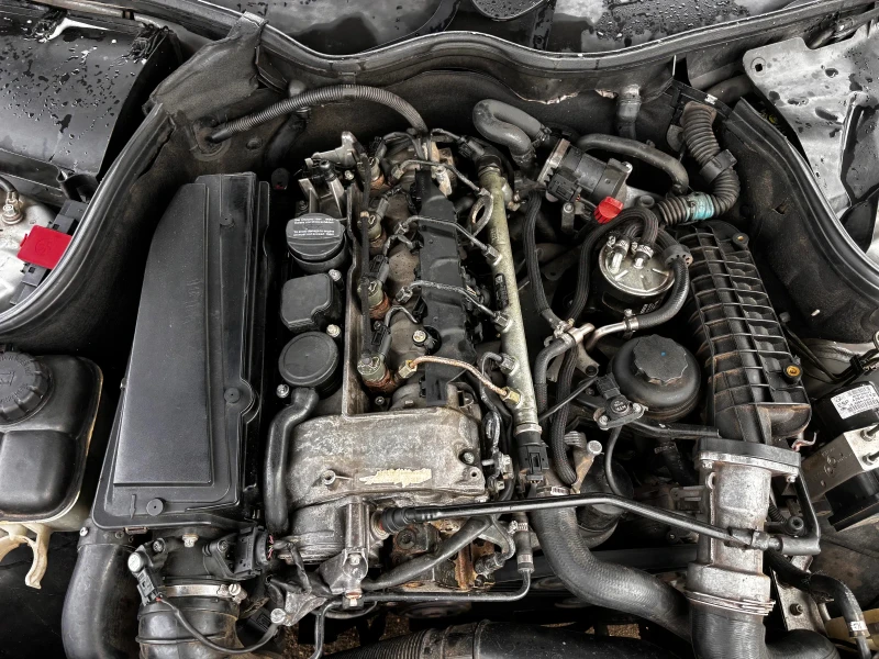 Mercedes-Benz C 220 2.2, снимка 10 - Автомобили и джипове - 53454569