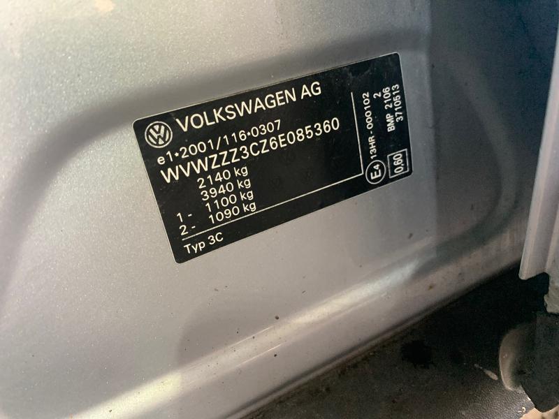 VW Passat 2.0 тди , снимка 13 - Автомобили и джипове - 45111748