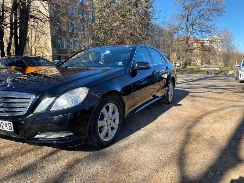 Mercedes-Benz E 200 2.2, снимка 9 - Автомобили и джипове - 54465220