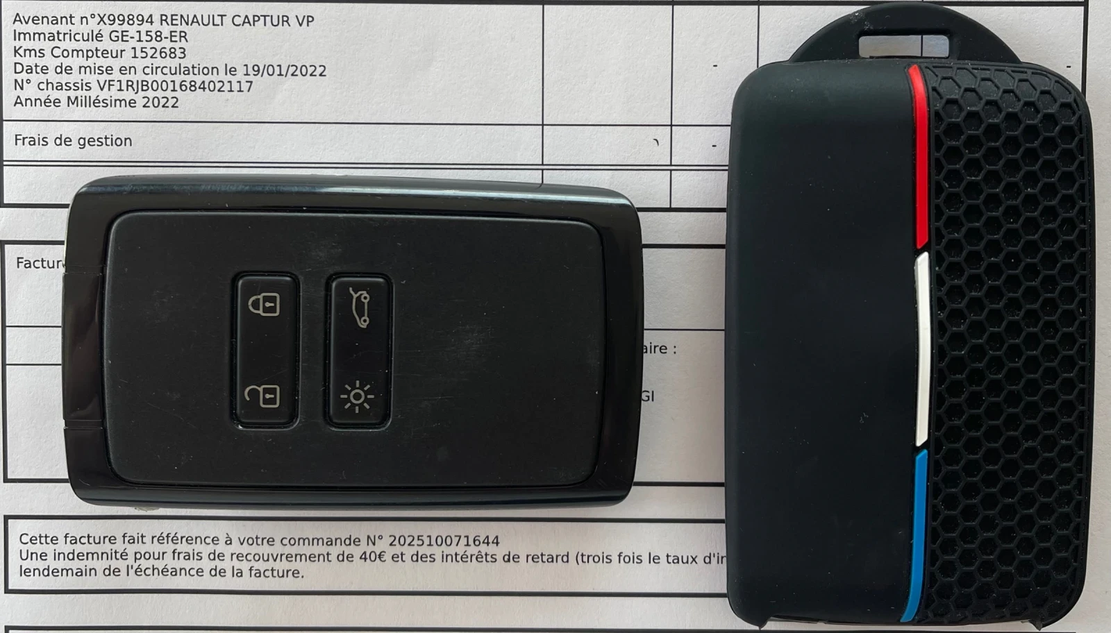 Renault Captur 1.6 E-TECH , снимка 17 - Автомобили и джипове - 39277595