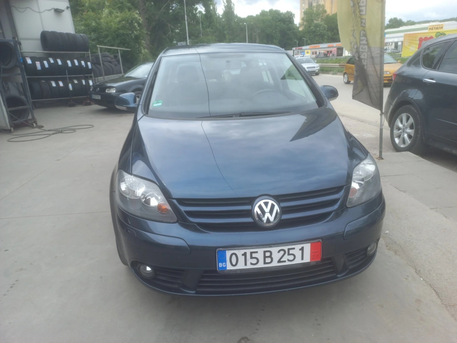 VW Golf Plus 1.6i 102к.с. GOAL! - изображение 2