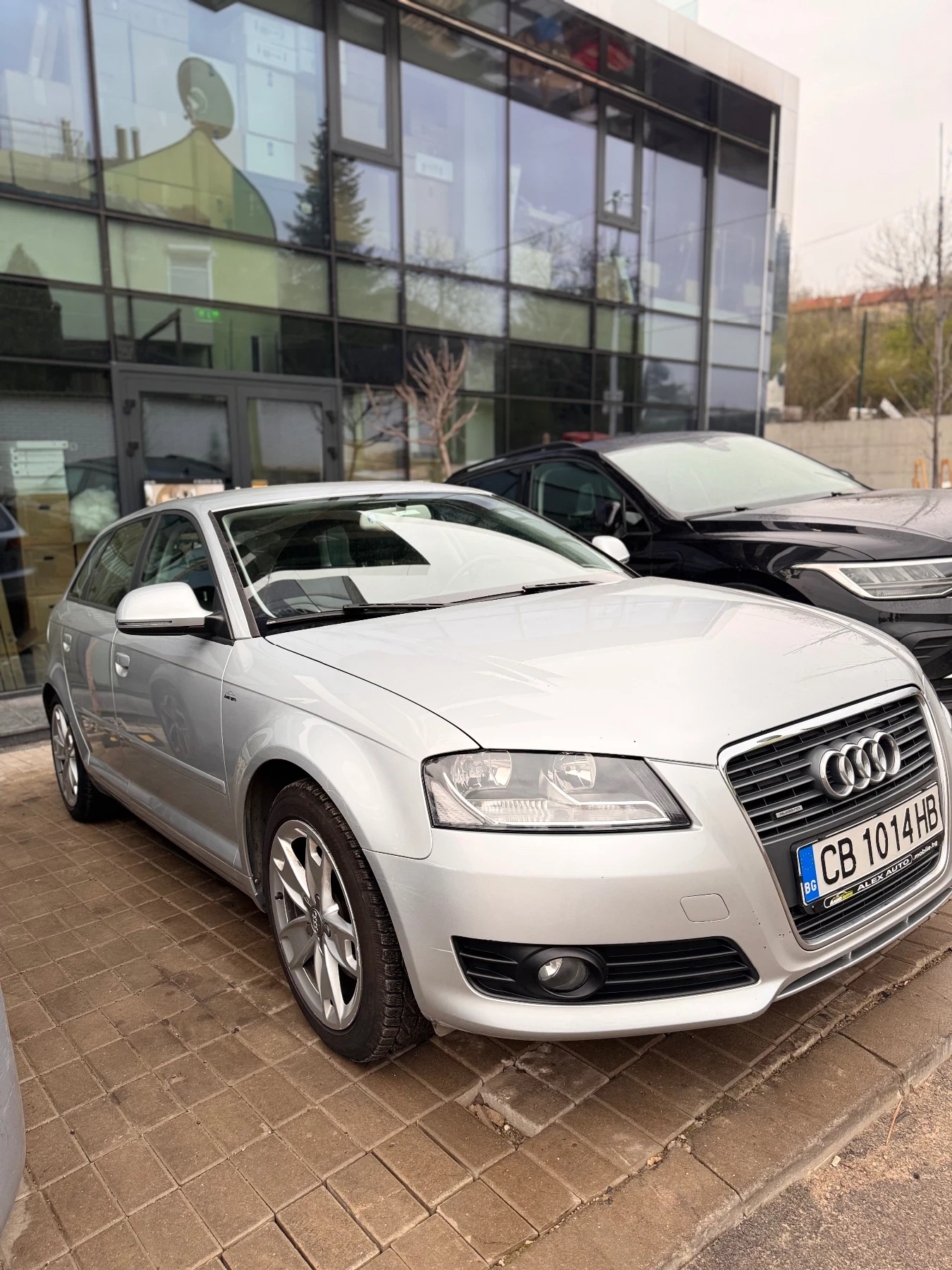 Audi A3 Audi A3 ЧИСТО НОВ МОТОР от Porsche!! - изображение 2