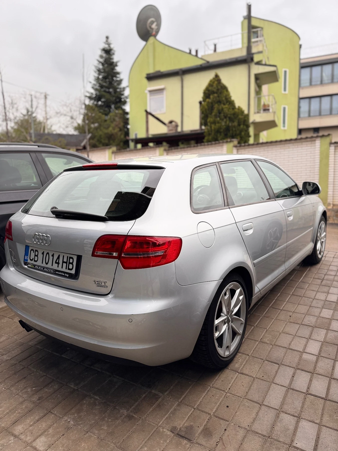 Audi A3 Audi A3 ЧИСТО НОВ МОТОР от Porsche!! - изображение 5