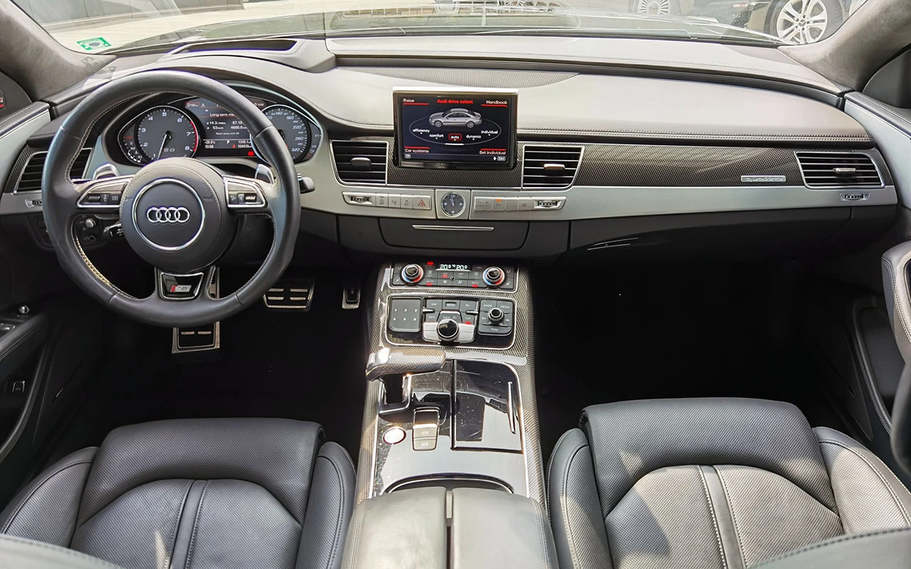 Audi S8 4.0 V8 TFSI quattro - изображение 4