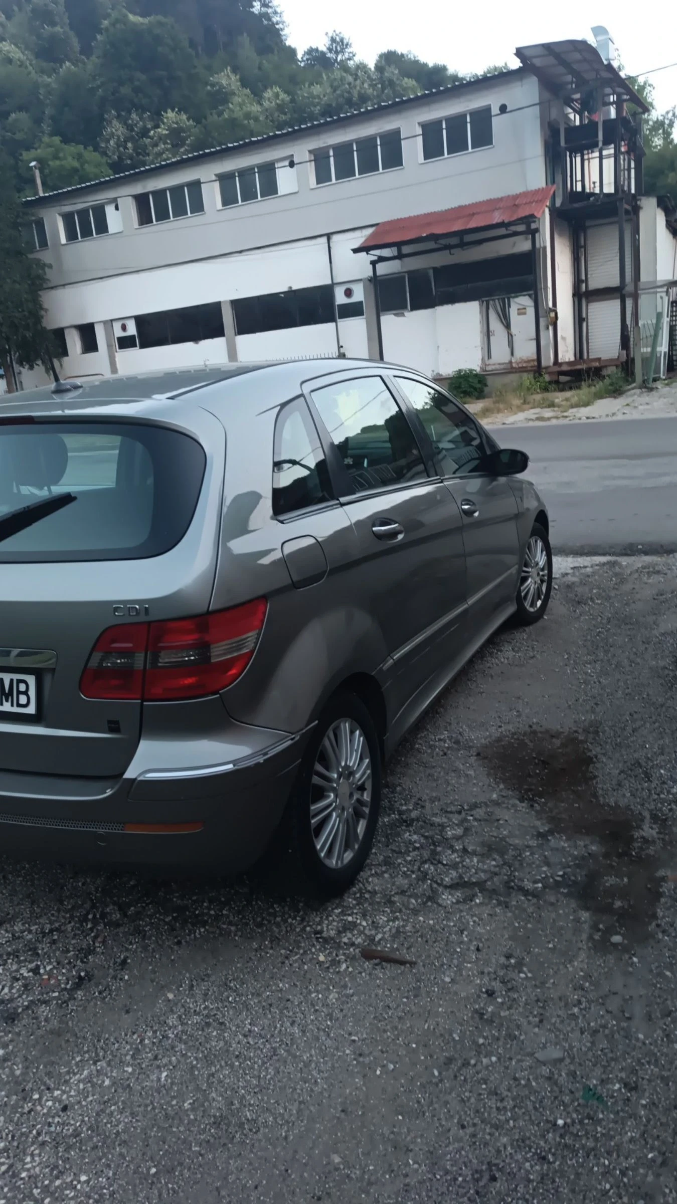 Mercedes-Benz B 200  - изображение 7