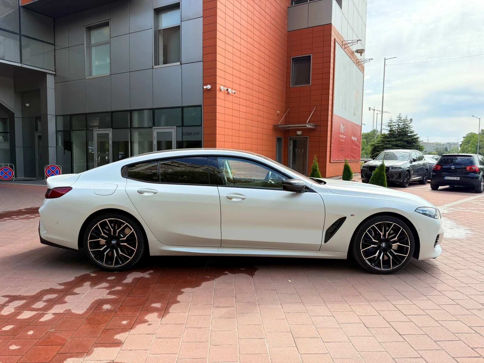 BMW 850 i xDrive Individual Gran Coupe - изображение 4