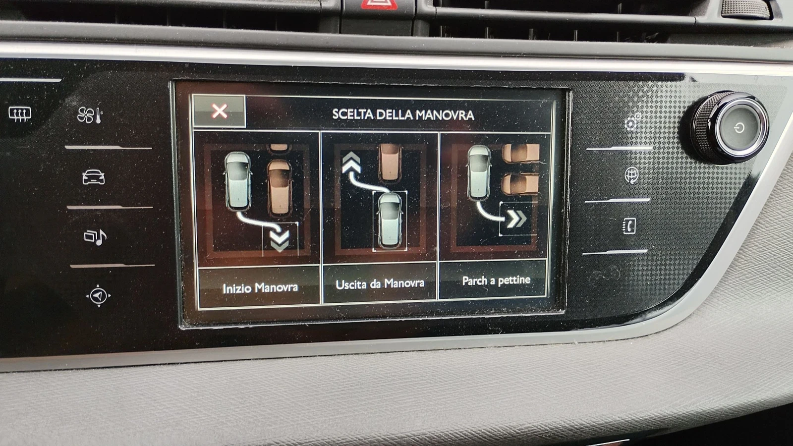 Citroen C4 Picasso 1.6 хди автоматик - изображение 9
