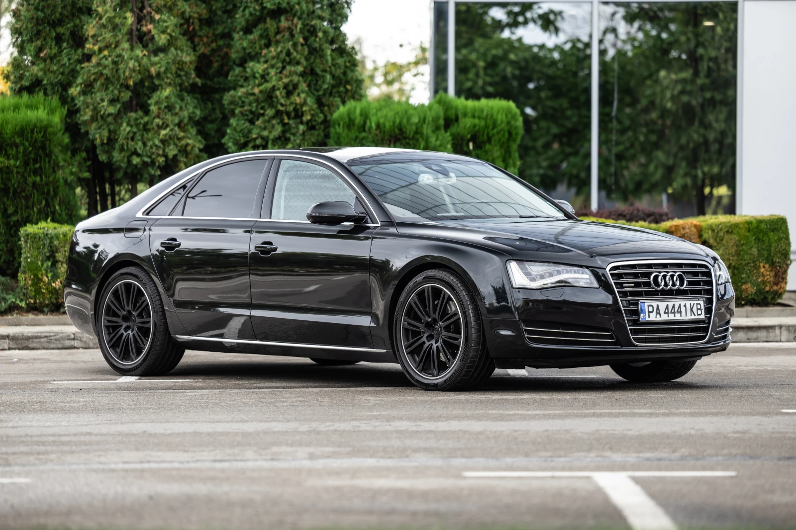 Audi A8  - изображение 2