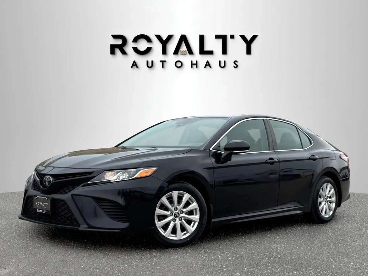 Toyota Camry SE / 2.5 / Carplay | Mobile.bg — изображение 1