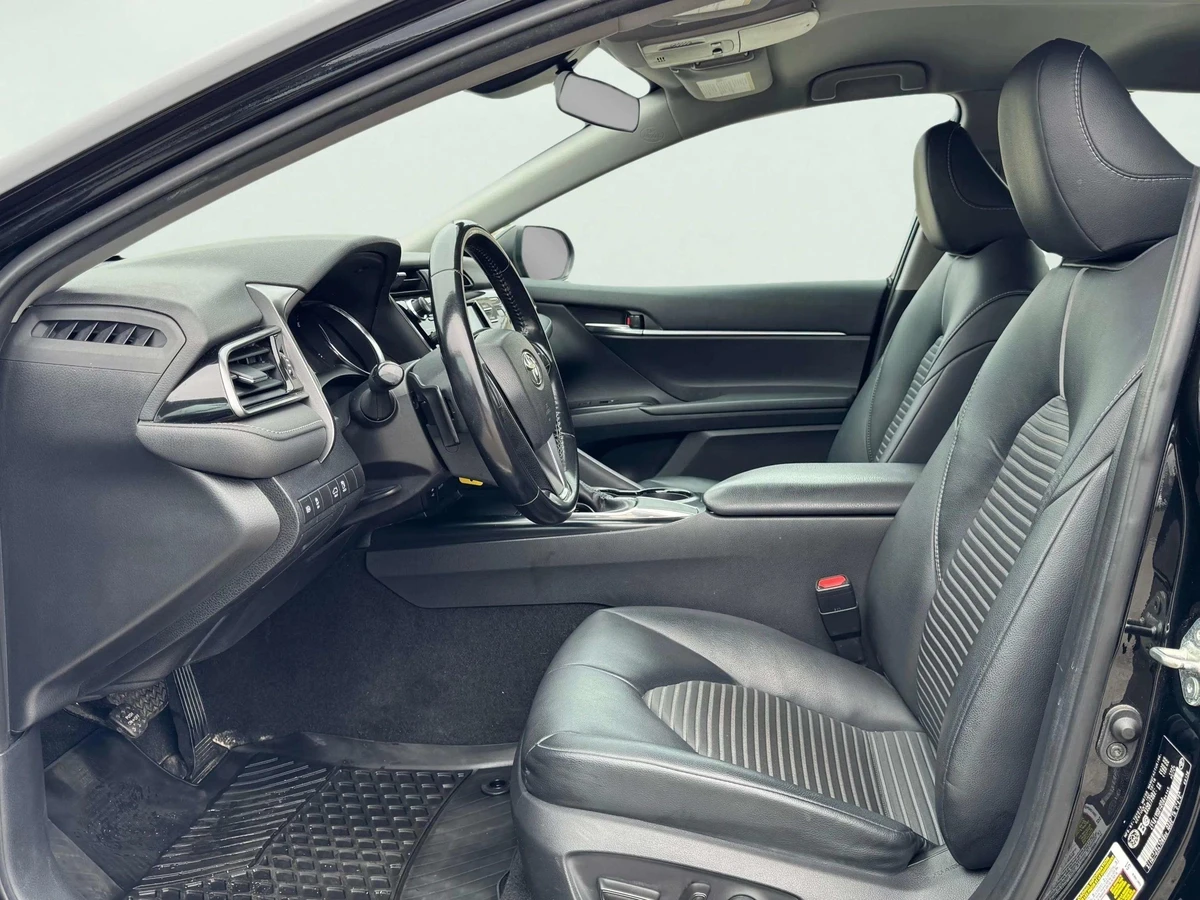 Toyota Camry SE / 2.5 / Carplay | Mobile.bg — изображение 5