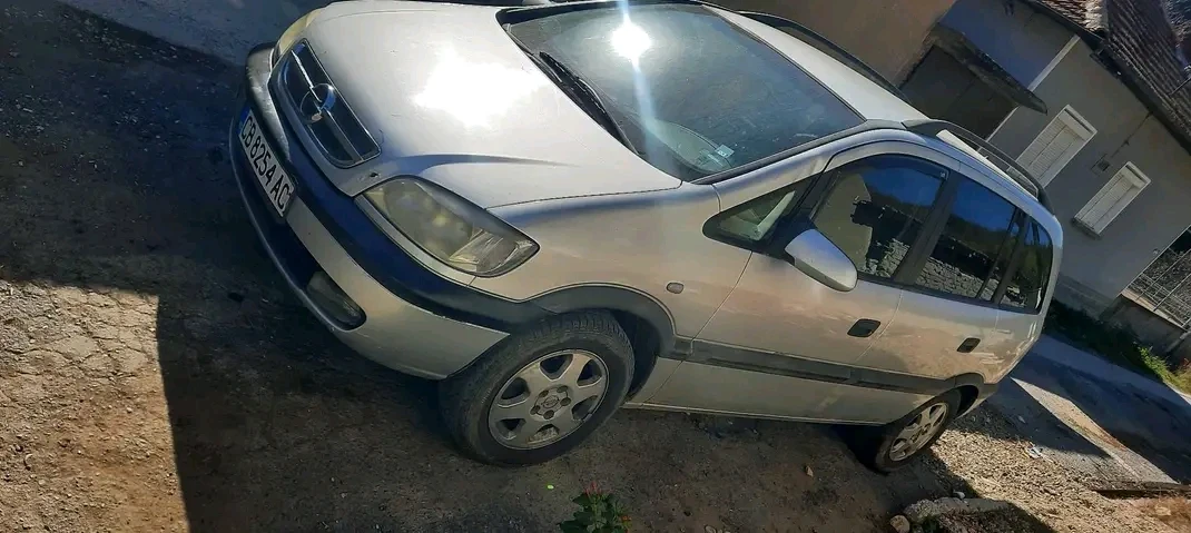 Opel Zafira  - изображение 4