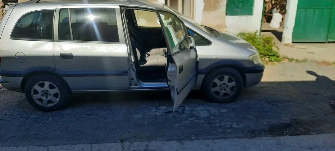 Opel Zafira  - изображение 3