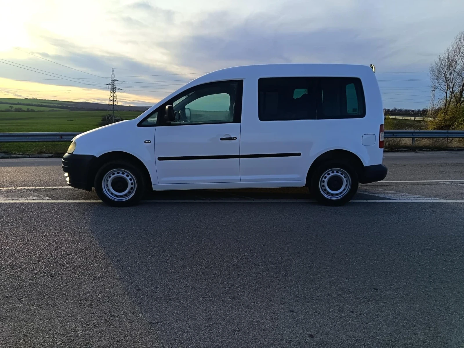VW Caddy 1.9tdi  - изображение 4