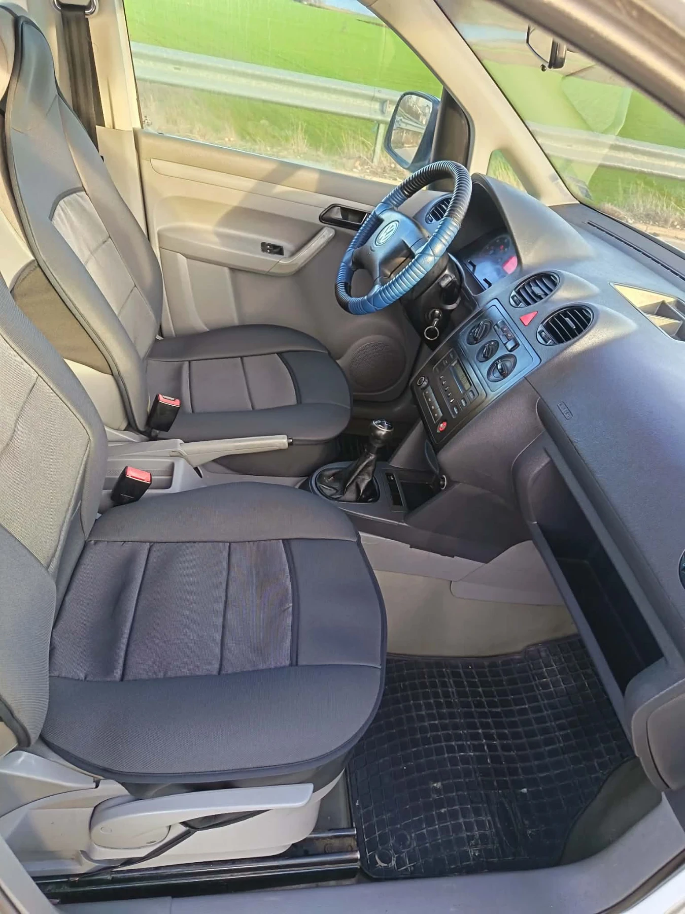 VW Caddy 1.9tdi  - изображение 9