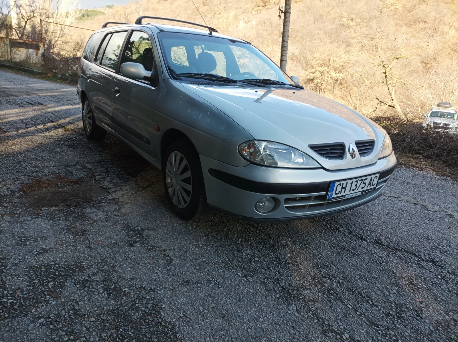 Renault Megane 1.6 16v LPG - изображение 3